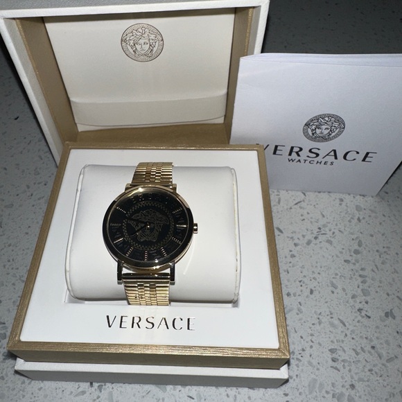 Ladies Versace V-Essential VEK400621 watch gold black Medusa Swiss stainless ste - Picture 5 of 8